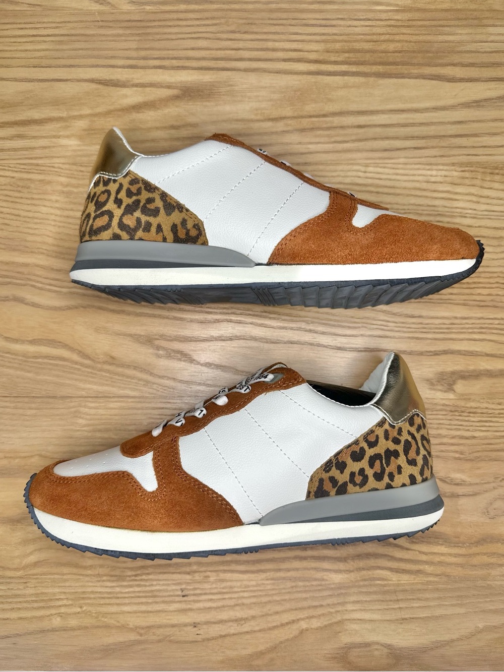 NEW Vintage Havana Valery Leopard Print and Metallic Casual Trendy Sneakers - Picture 4 of 8